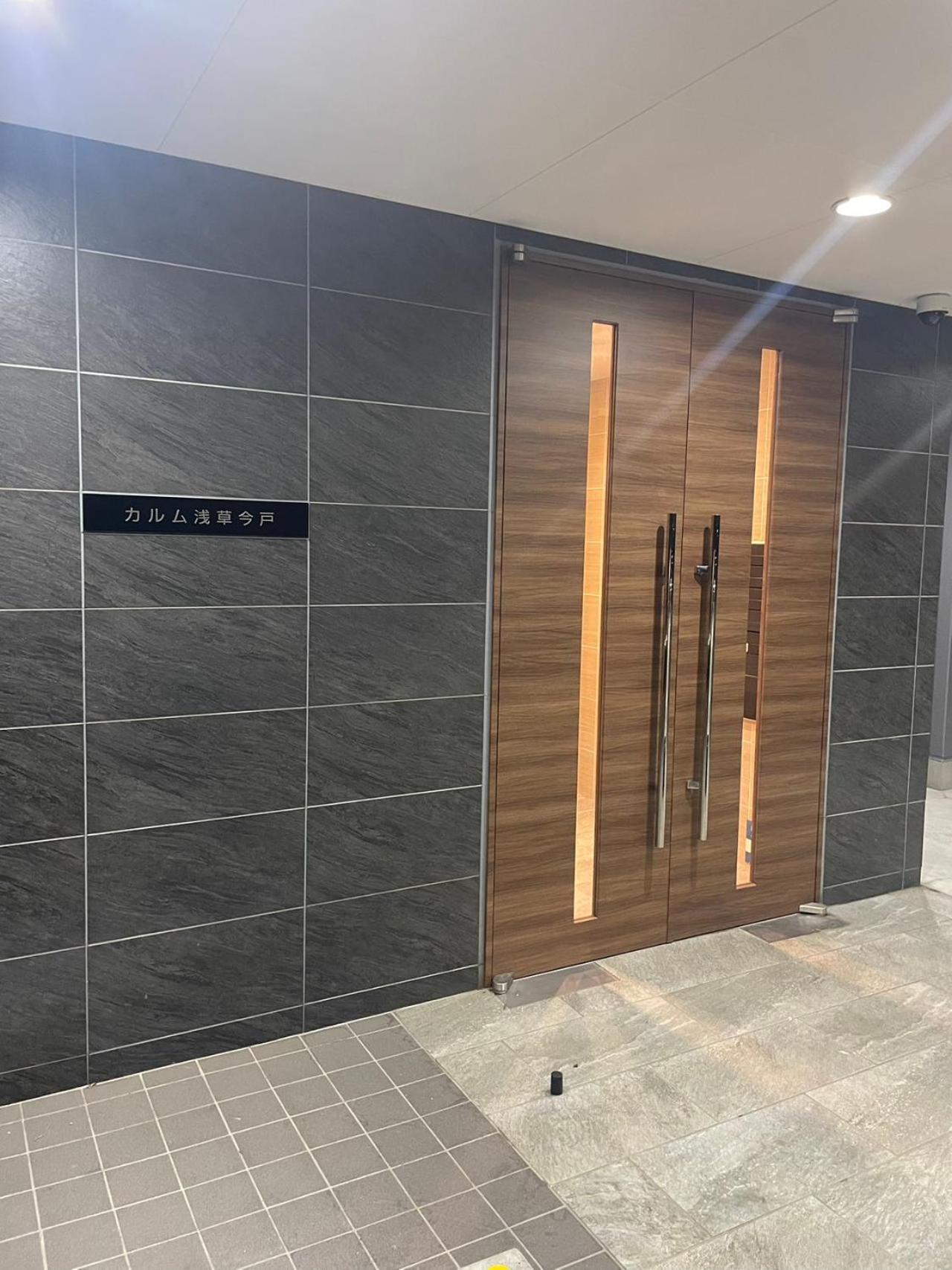 Calum Asakusa Imado Tokyoカルム浅草今戸ダブルルーム新築民泊東京浅草隅田川今戸神社近くスカイツリー見えるコンビニコインランドリー近くある浅草駅まで徒歩圏内アクセス便利成田空港羽田空港銀座渋谷東京駅直通 Appartement Tokio